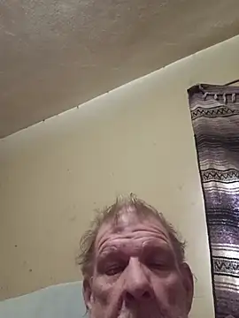 Snapshot of cmagic9 chatting on 6, 11, 2025 cmagic9 online show from 6, 11, 2025