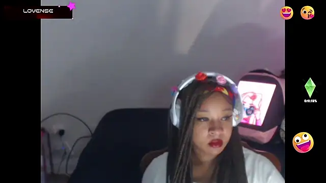Snapshot of temptressbeauty24 chatting on 18, 2, 2025 temptressbeauty24 online show from 18, 2, 2025