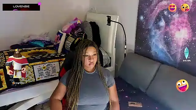 Snapshot of temptressbeauty24 chatting on 1, 3, 2025 temptressbeauty24 online show from 1, 3, 2025