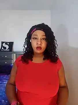 Snapshot of temptressbeauty24 chatting on 10, 3, 2025 temptressbeauty24 online show from 10, 3, 2025