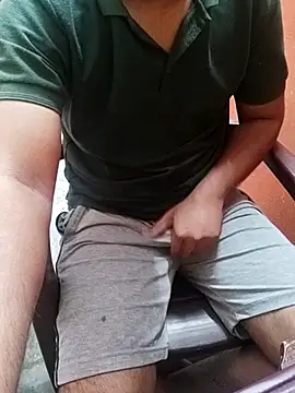 Snapshot of mrshine chatting on 15, 3, 2025 mrshine online show from 15, 3, 2025