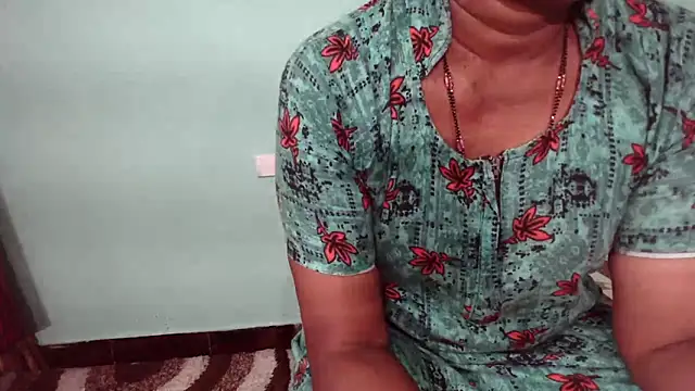 Snapshot of shrutitelugu69 chatting on 22, 12, 2025 shrutitelugu69 online show from 22, 12, 2025