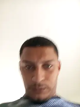 Snapshot of emrehliug12 chatting on 11, 3, 2026 emrehliug12 online show from 11, 3, 2026