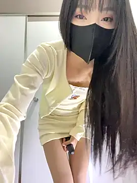 Snapshot of Asia-Lynn chatting on 17, 12, 2025 Asia-Lynn online show from 17, 12, 2025