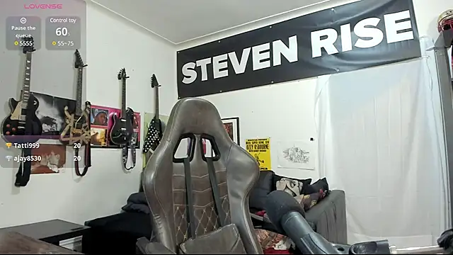Snapshot of StevenRiseNYC chatting on 27, 2, 2025 StevenRiseNYC online show from 27, 2, 2025