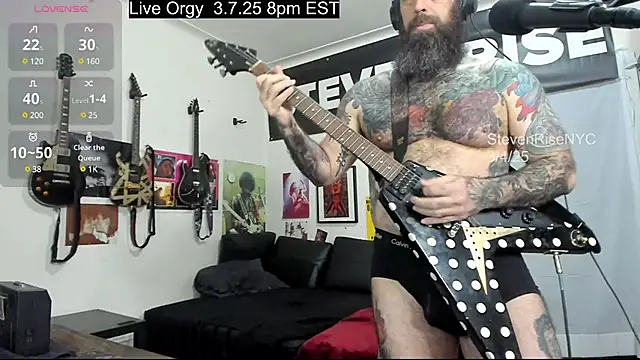 Snapshot of StevenRiseNYC chatting on 5, 3, 2025 StevenRiseNYC online show from 5, 3, 2025