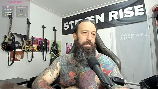 Snapshot of StevenRiseNYC chatting on 17, 3, 2025 StevenRiseNYC online show from 17, 3, 2025