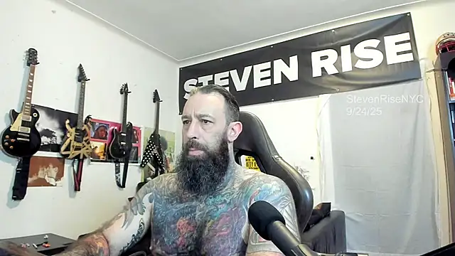 Snapshot of StevenRiseNYC chatting on 24, 9, 2025 StevenRiseNYC online show from 24, 9, 2025