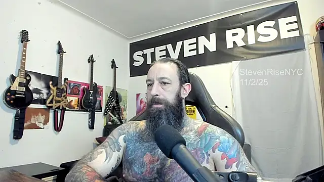 Snapshot of StevenRiseNYC chatting on 2, 11, 2025 StevenRiseNYC online show from 2, 11, 2025