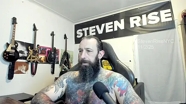 Snapshot of StevenRiseNYC chatting on 3, 11, 2025 StevenRiseNYC online show from 3, 11, 2025