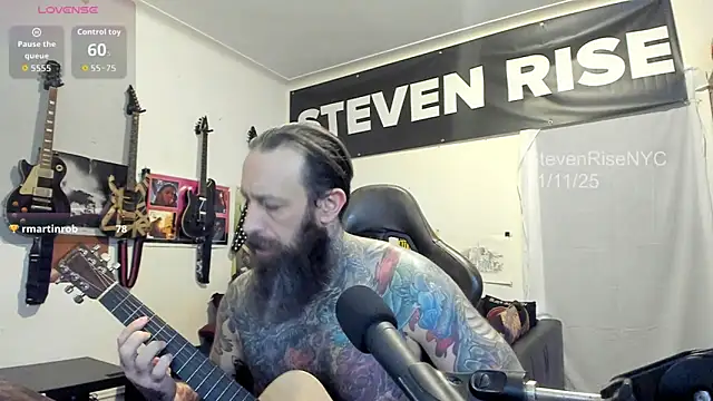 Snapshot of StevenRiseNYC chatting on 12, 11, 2025 StevenRiseNYC online show from 12, 11, 2025