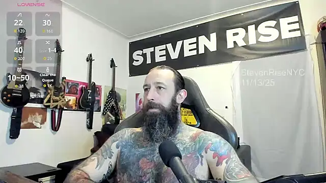 Snapshot of StevenRiseNYC chatting on 14, 11, 2025 StevenRiseNYC online show from 14, 11, 2025