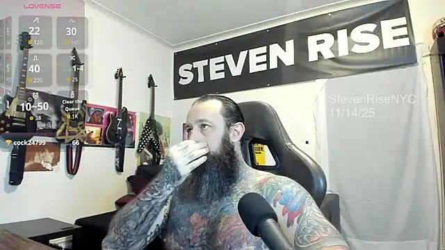 Snapshot of StevenRiseNYC chatting on 15, 11, 2025 StevenRiseNYC online show from 15, 11, 2025