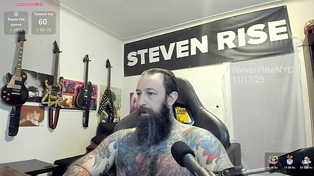 Snapshot of StevenRiseNYC chatting on 17, 11, 2025 StevenRiseNYC online show from 17, 11, 2025