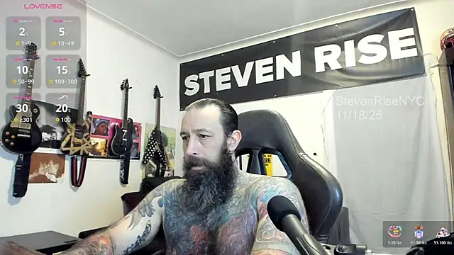 Snapshot of StevenRiseNYC chatting on 19, 11, 2025 StevenRiseNYC online show from 19, 11, 2025