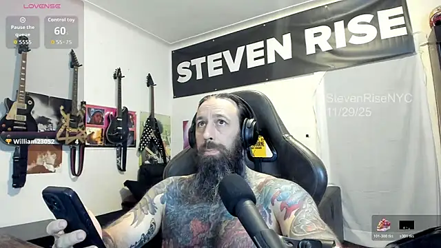 Snapshot of StevenRiseNYC chatting on 30, 11, 2025 StevenRiseNYC online show from 30, 11, 2025