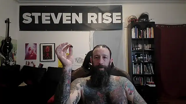 Snapshot of StevenRiseNYC chatting on 2, 6, 2026 StevenRiseNYC online show from 2, 6, 2026