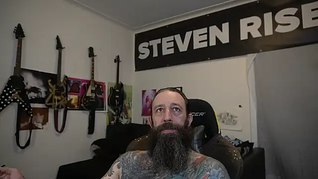 Snapshot of StevenRiseNYC chatting on 3, 7, 2026 StevenRiseNYC online show from 3, 7, 2026