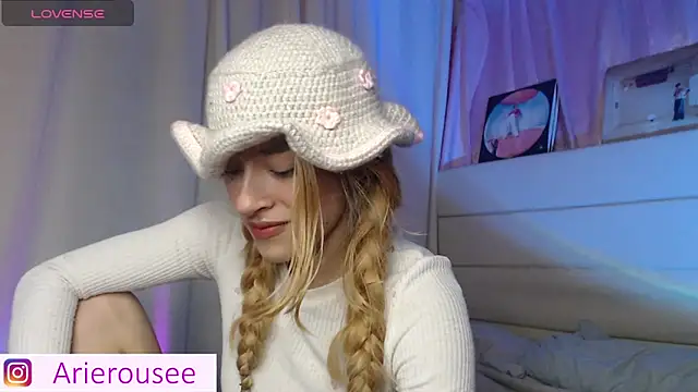 Snapshot of arie_rousee_sub chatting on 11, 10, 2025 arie rousee sub online show from 11, 10, 2025