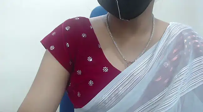 Snapshot of Lovely_Siri_23 chatting on 29, 1, 2025 Lovely Siri 23 online show from 29, 1, 2025