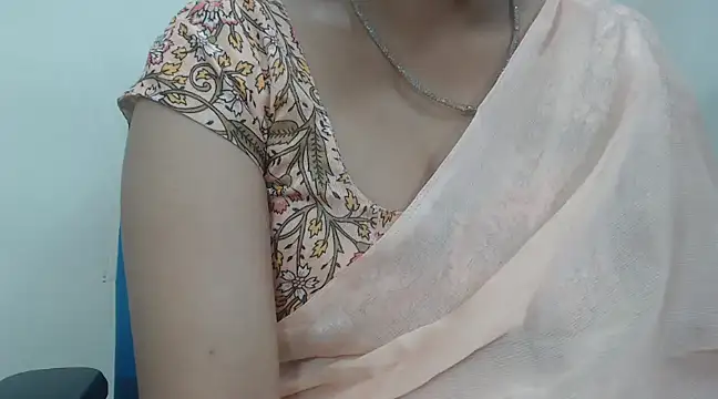 Snapshot of Lovely_Siri_23 chatting on 20, 2, 2025 Lovely Siri 23 online show from 20, 2, 2025