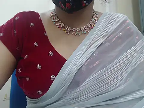 Lovely Siri 23 online show from 13, 12, 2025