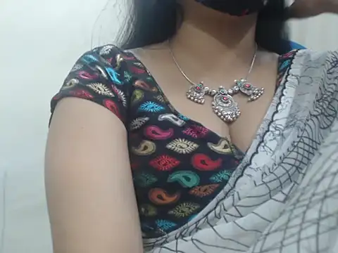 Lovely Siri 23 online show from 14, 3, 2026