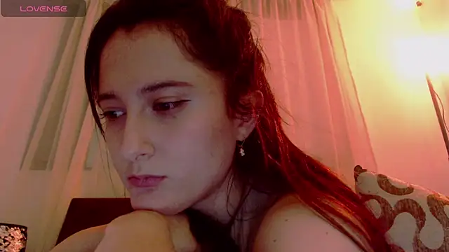 AlissonnFoxx online show from 8, 2, 2025