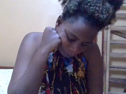 Snapshot of sweetbabra1 chatting on 5, 3, 2025 sweetbabra1 online show from 5, 3, 2025