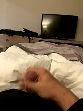 Snapshot of neugrg chatting on 12, 11, 2025 neugrg online show from 12, 11, 2025