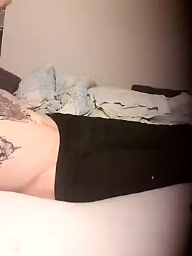 PIercingBoy38 online show from 9, 2, 2025