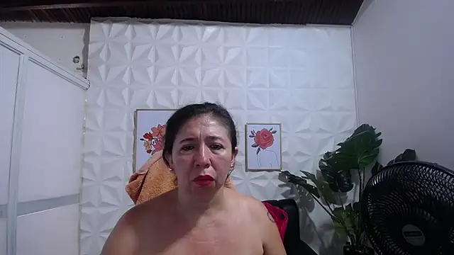 Valentinaa mature online show from 26, 2, 2025