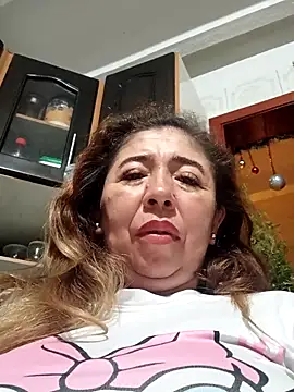 Snapshot of Valentinaa_mature chatting on 24, 11, 2025 Valentinaa mature online show from 24, 11, 2025