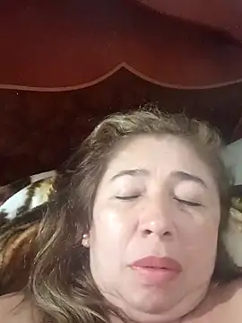 Snapshot of Valentinaa_mature chatting on 15, 12, 2025 Valentinaa mature online show from 15, 12, 2025