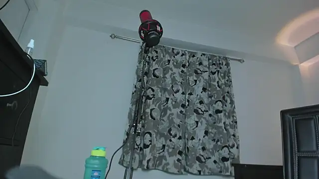 eileen pinkman online show from 25, 10, 2025