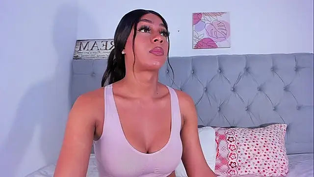 Snapshot of alyssa_dessire chatting on 25, 2, 2025 alyssa dessire online show from 25, 2, 2025