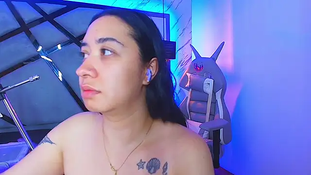 sayumi dirty online show from 9, 4, 2026