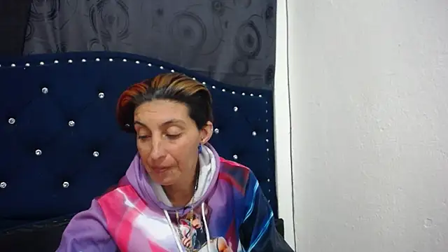 anyu1306 online show from 9, 1, 2025