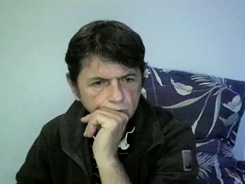 Snapshot of czarek888 chatting on 20, 12, 2025 czarek888 online show from 20, 12, 2025