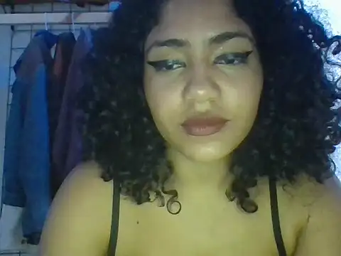 Snapshot of savanahottie chatting on 23, 11, 2025 savanahottie online show from 23, 11, 2025