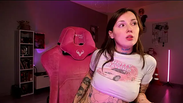 milky cunt online show from 25, 9, 2025