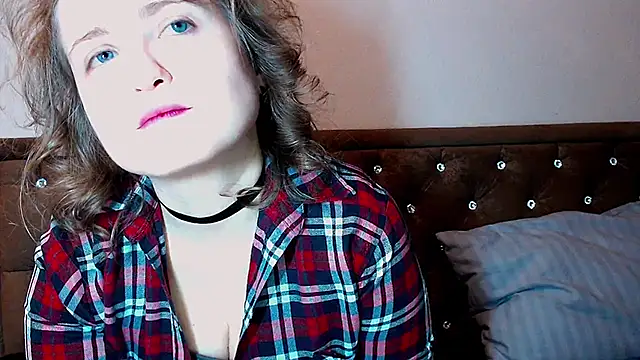 Snapshot of Sara4uu chatting on 14, 2, 2026 Sara4uu online show from 14, 2, 2026