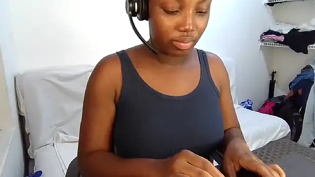 Ashaichious online show from 14, 2, 2025