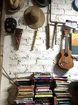 Snapshot of kvr27 chatting on 27, 10, 2025 kvr27 online show from 27, 10, 2025