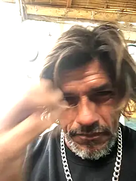 Snapshot of kvr27 chatting on 27, 10, 2025 kvr27 online show from 27, 10, 2025