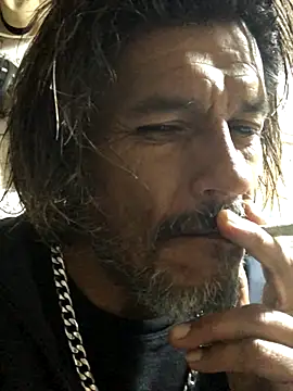 Snapshot of kvr27 chatting on 5, 11, 2025 kvr27 online show from 5, 11, 2025