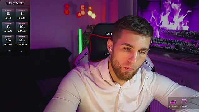 Snapshot of Sweeet__boy chatting on 3, 11, 2025 Sweeet boy online show from 3, 11, 2025