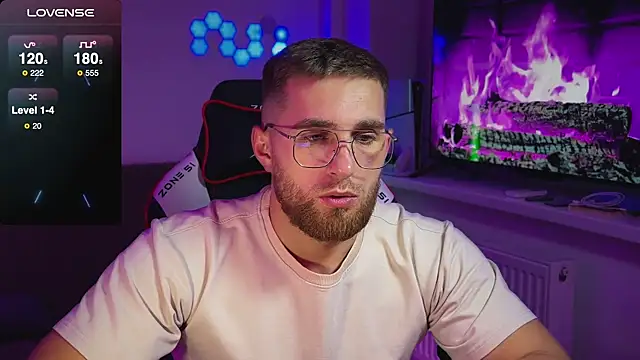 Snapshot of Sweeet__boy chatting on 15, 11, 2025 Sweeet boy online show from 15, 11, 2025