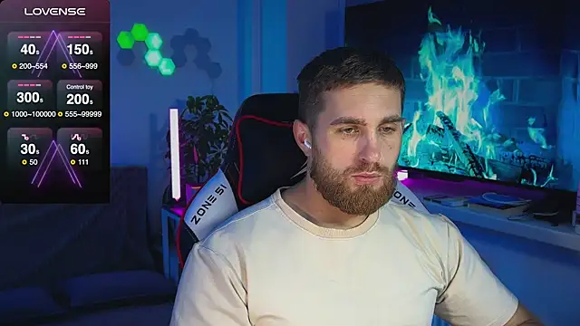 Snapshot of Sweeet__boy chatting on 1, 12, 2025 Sweeet boy online show from 1, 12, 2025