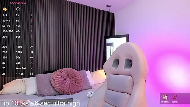 Snapshot of pervert_lizza chatting on 24, 10, 2025 pervert lizza online show from 24, 10, 2025